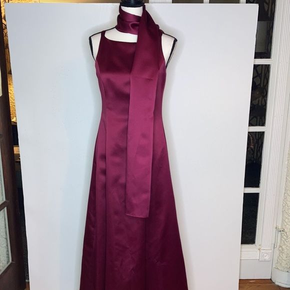 Betsy & Adams Dress Gown Burgundy with Wrap Gown Dress - Picture 1 of 16